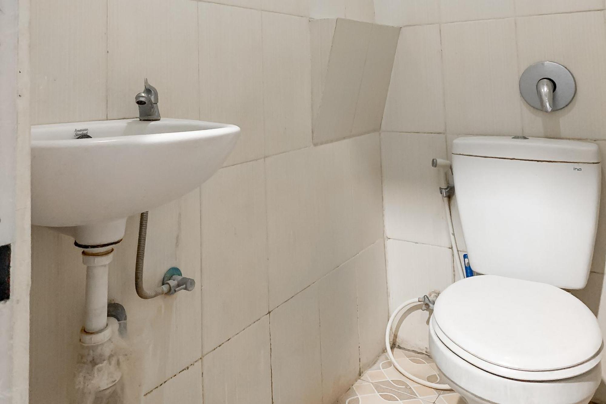Karins Guesthouse Syariah Redpartner Bandung Kültér fotó