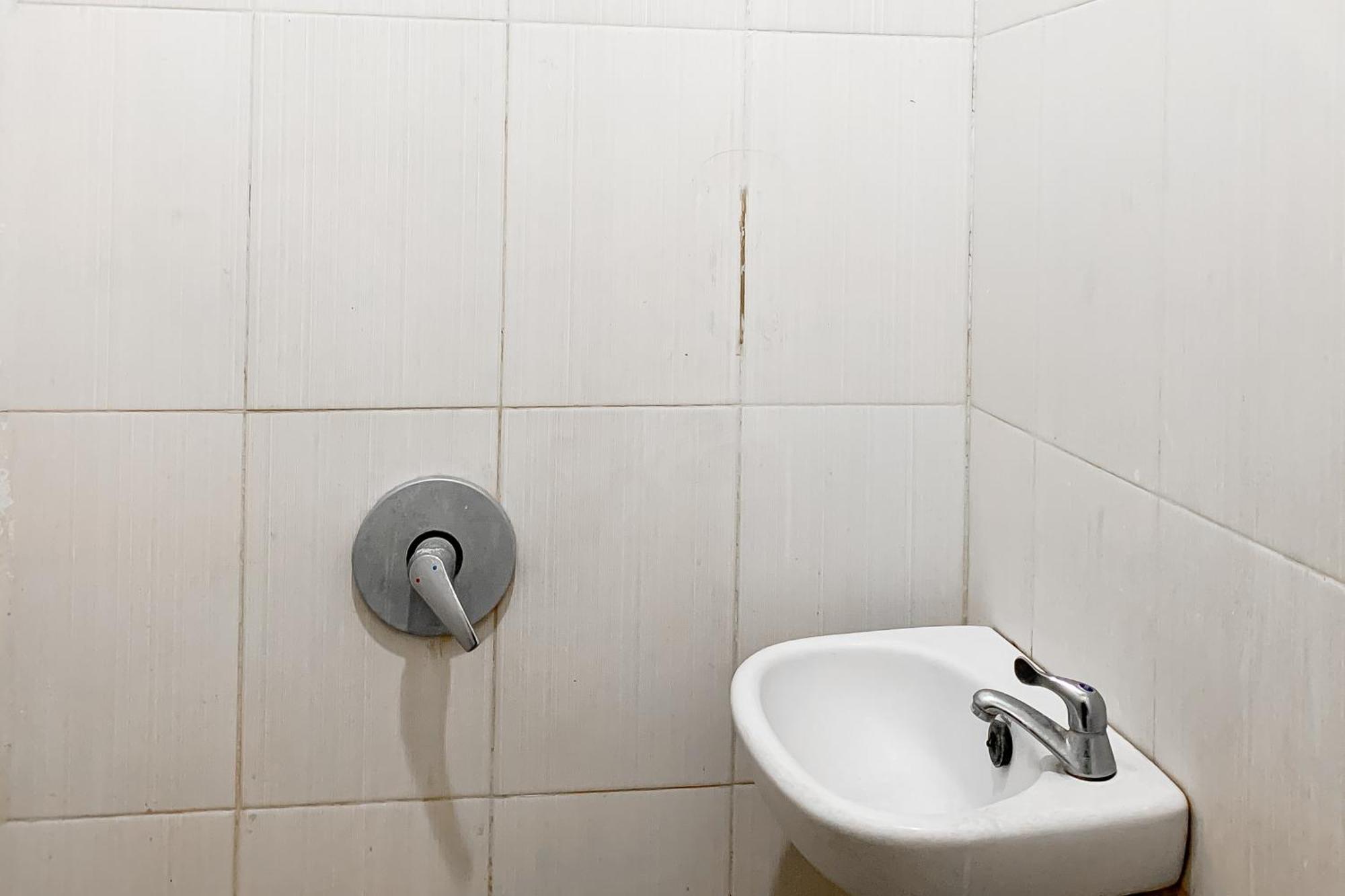 Karins Guesthouse Syariah Redpartner Bandung Kültér fotó