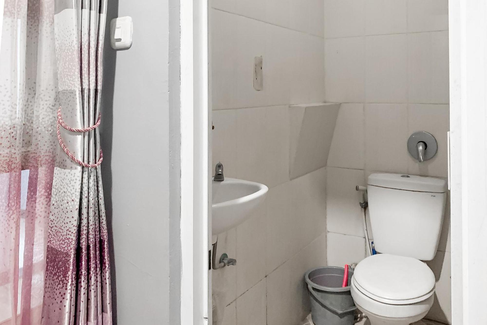 Karins Guesthouse Syariah Redpartner Bandung Kültér fotó